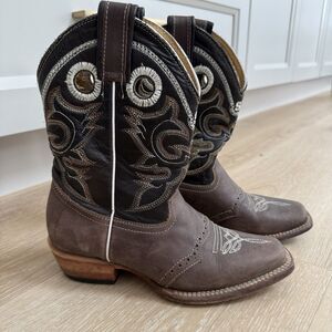 Square Toe Pull On Leather Cowgirl Embroidered Boho Stephy Boots Lamas Sz 5.5